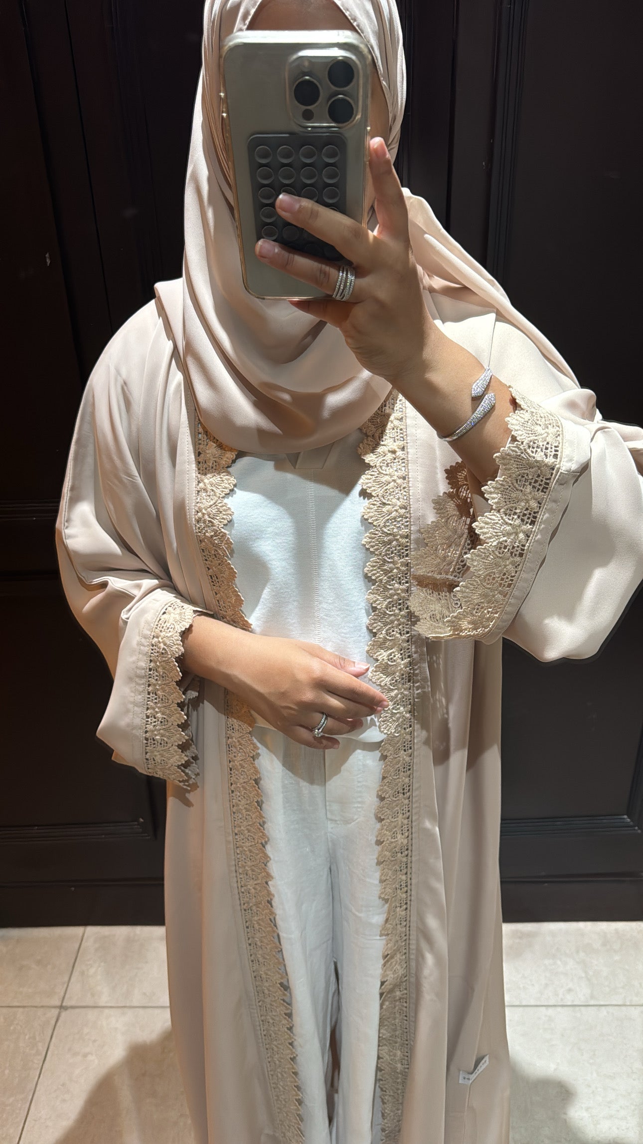 Abaya shirine beige