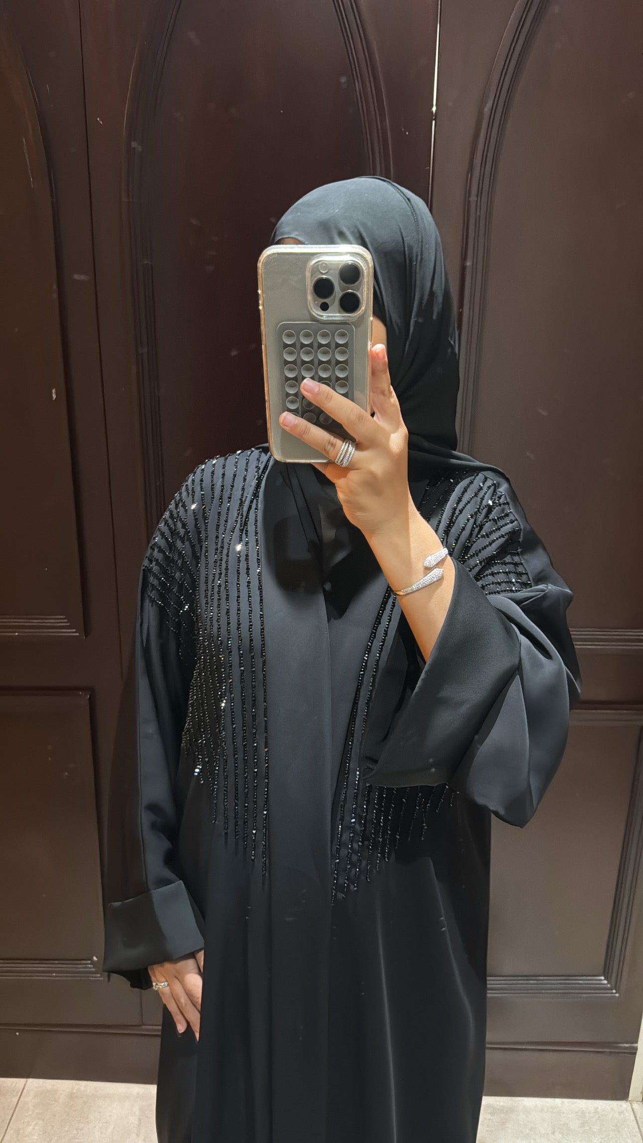 Abaya sahar