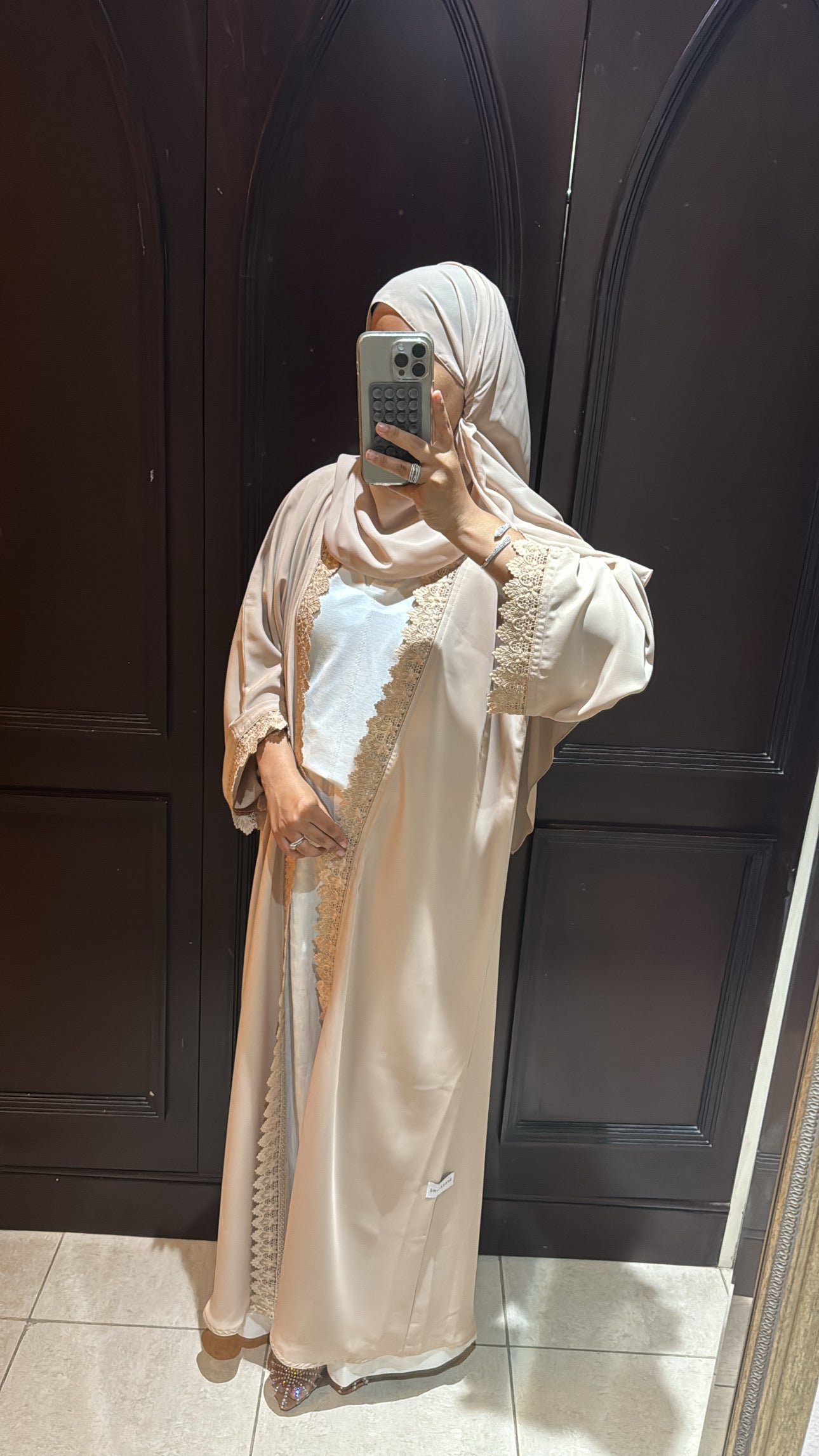 Abaya shirine beige